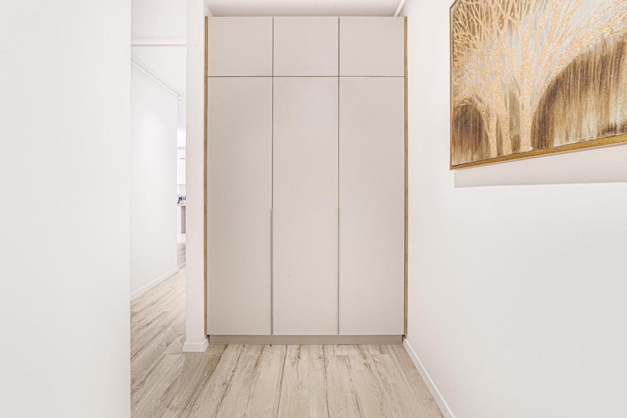 Elegant Apartment Near Afi & Atrium Mall Arad Esterno foto